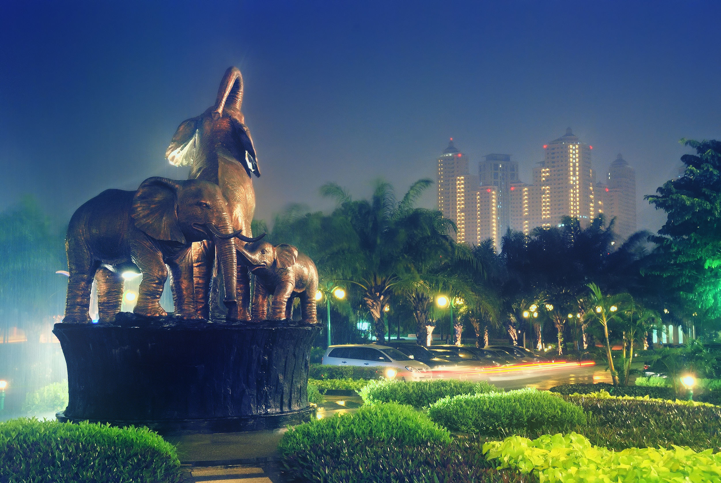 surabaya river view hotel prices